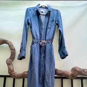 Universal thread denim long sleeve jumper